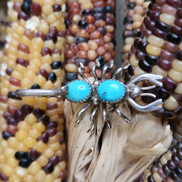 Cool Vintage Native American Navajo Turquoise & Sterling Scorpion Pin/Pendant 🦂 - Picture 4 of 12